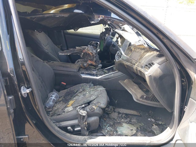 3MW5R7J0XL8B34394 BMW 330i Xdrive