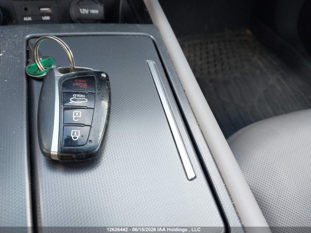 Продаж на аукціоні авто 2015 Hyundai Genesis 3.8l, vin: KMHGN4JE0FU043669, номер лоту: 12626442