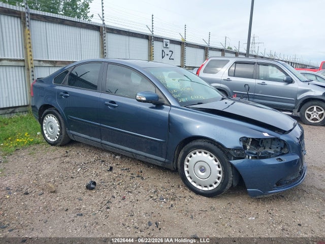 12626444 :رقم المزاد ، YV1382MS0A2502648 vin ، 2010 Volvo S40 2.4i/2.4i Premium/2.4i R-design مزاد بيع