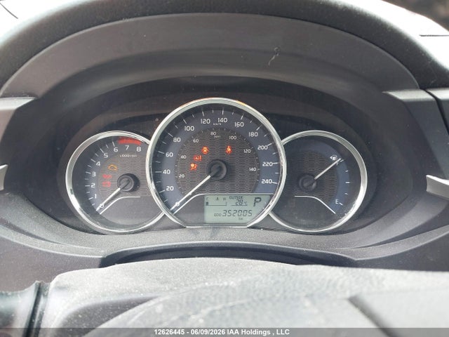 12626445 :رقم المزاد ، 2T1BURHE9EC213639 vin ، 2014 Toyota Corolla Le مزاد بيع