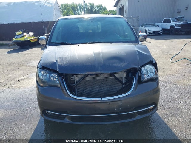 2C4RC1GG7GR200929 Chrysler Town &amp; Country