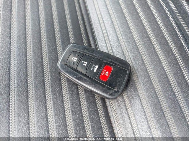 2019 Toyota Camry Hybrid მანქანა იყიდება აუქციონზე, vin: 4T1B21HK9KU520798, აუქციონის ნომერი: 12626464