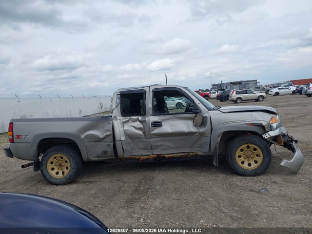 2003 Gmc New Sierra K1500 მანქანა იყიდება აუქციონზე, vin: 2GTEK19T231101391, აუქციონის ნომერი: 12626507