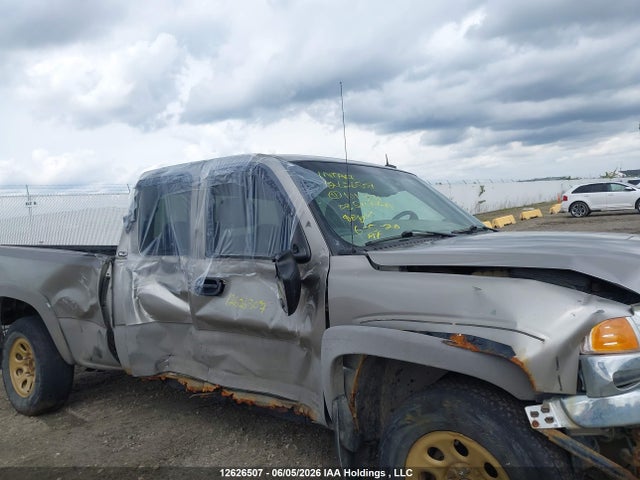 2003 Gmc New Sierra K1500 მანქანა იყიდება აუქციონზე, vin: 2GTEK19T231101391, აუქციონის ნომერი: 12626507