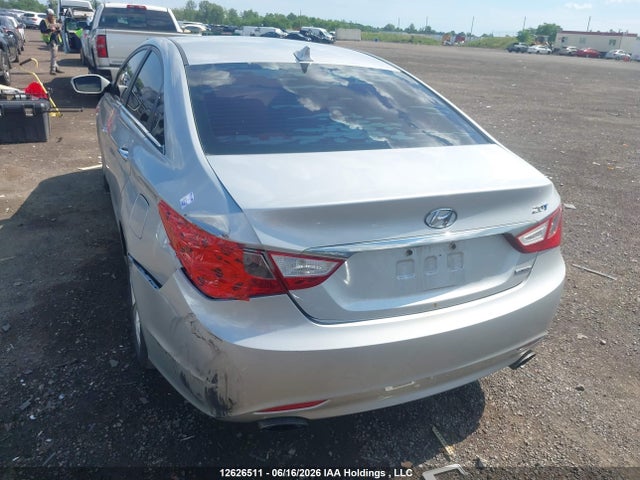 2011 Hyundai Sonata 2.0t Limited მანქანა იყიდება აუქციონზე, vin: 5NPEC4AB7BH218365, აუქციონის ნომერი: 12626511
