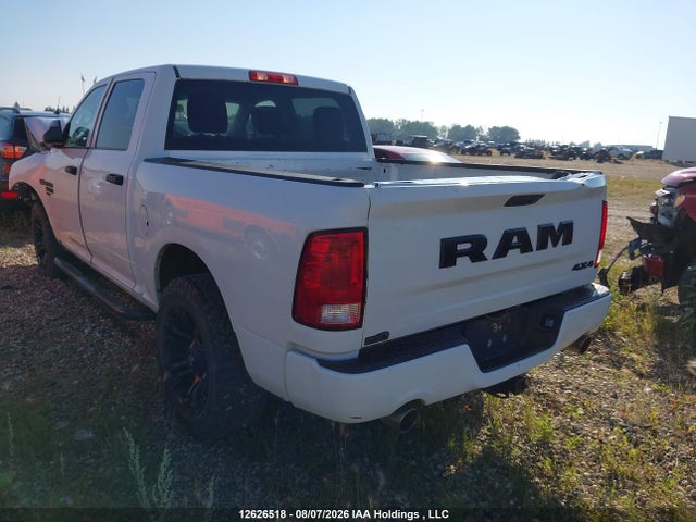 12626518 :رقم المزاد ، 3C6RR7KT4MG595716 vin ، 2021 Ram 1500 Classic Tradesman مزاد بيع