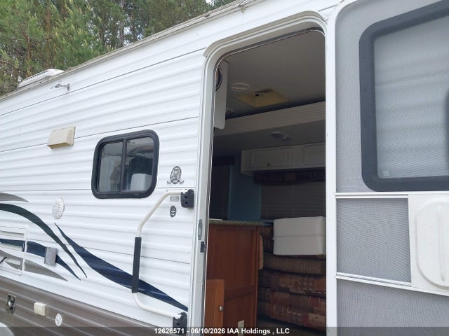 2009 Skyline Nomad Trailer მანქანა იყიდება აუქციონზე, vin: 1SE200R289F000957, აუქციონის ნომერი: 12626571