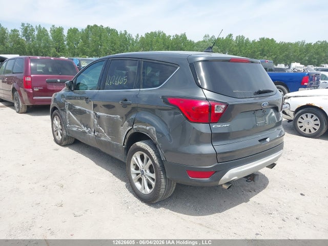 1FMCU9GD9KUB36309 Ford ESCAPE SE