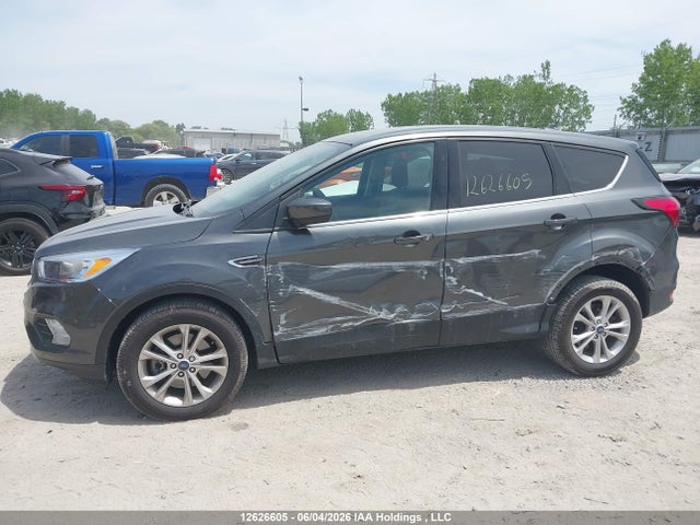 1FMCU9GD9KUB36309 Ford ESCAPE SE