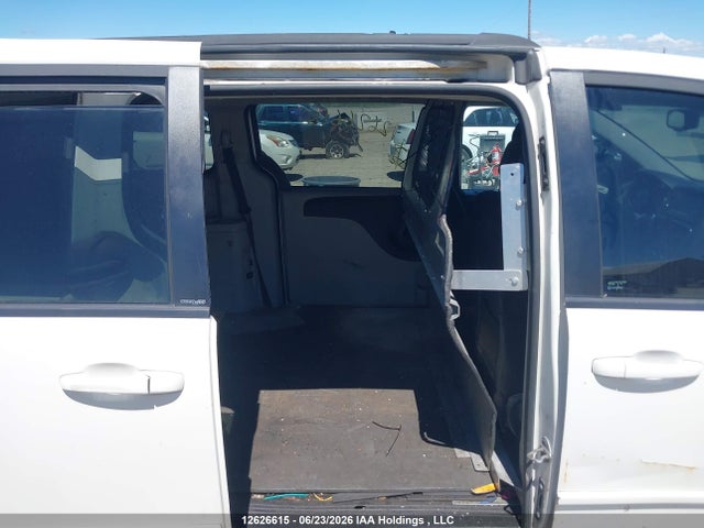 Продажа на аукционе авто 2011 Dodge Grand Caravan Se/sxt, vin: 2D4RN4DG2BR725036, номер лота: 12626615