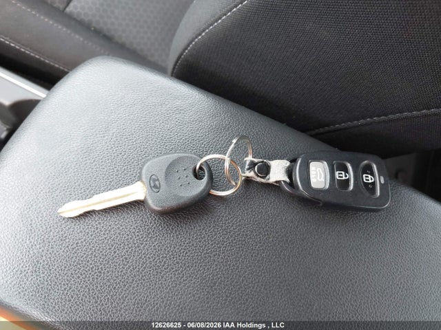 Продаж на аукціоні авто 2017 Hyundai Elantra Se/value/limited, vin: KMHD84LF4HU124080, номер лоту: 12626625