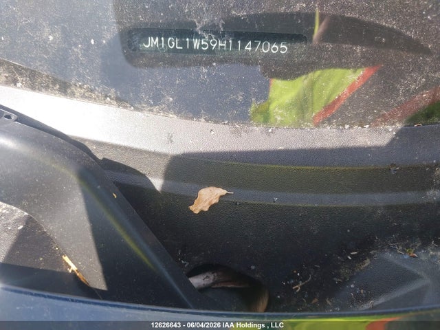 Mazda MAZDA6 2017 JM1GL1W59H1147065 Image 18