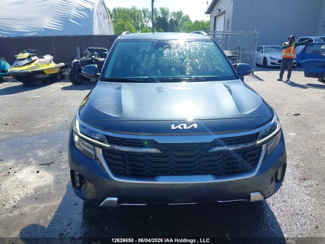 2024 Kia Seltos მანქანა იყიდება აუქციონზე, vin: KNDEUCAA7R7556247, აუქციონის ნომერი: 12626650