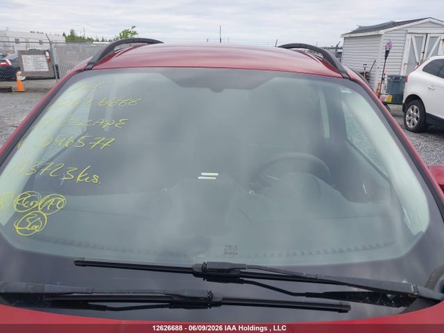 1FMCU0GX4EUD96577 Ford ESCAPE SE