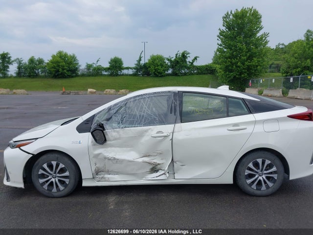 JTDKARFP5L3152227 Toyota PRIUS PRIME