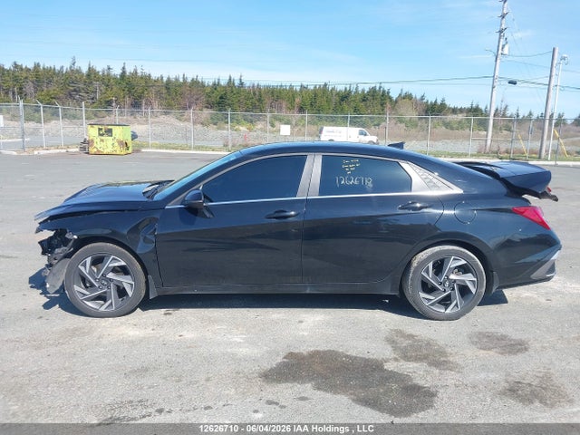 KMHLN4DGXSU966425 Hyundai Elantra Luxury