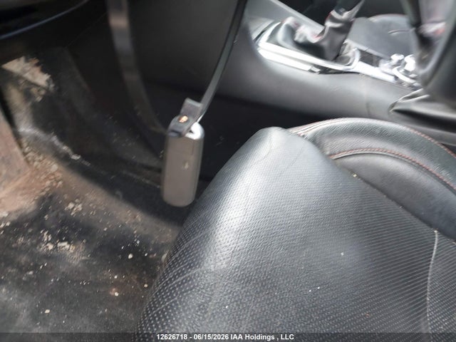 JM1BM1M31F1228230 Mazda MAZDA3