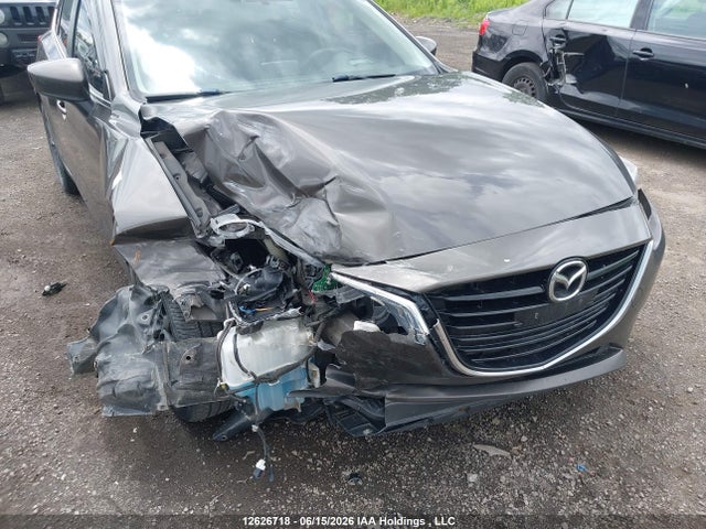 JM1BM1M31F1228230 Mazda MAZDA3