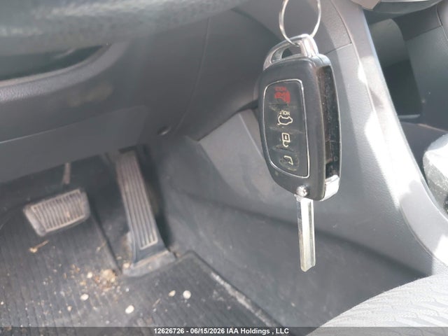 12626726 :رقم المزاد ، 5XYZT3LB0FG241542 vin ، 2015 Hyundai Santa Fe Sport 2.4 Base مزاد بيع