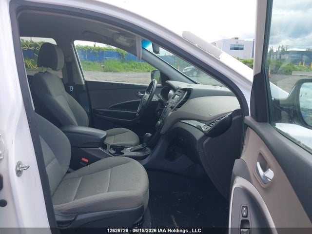 12626726 :رقم المزاد ، 5XYZT3LB0FG241542 vin ، 2015 Hyundai Santa Fe Sport 2.4 Base مزاد بيع