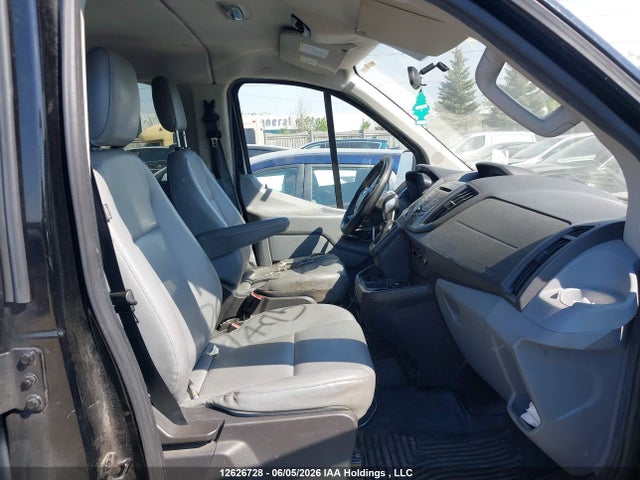 12626728 :رقم المزاد ، 1FBZX2ZM2FKA95909 vin ، 2015 Ford Transit-350 Xl مزاد بيع