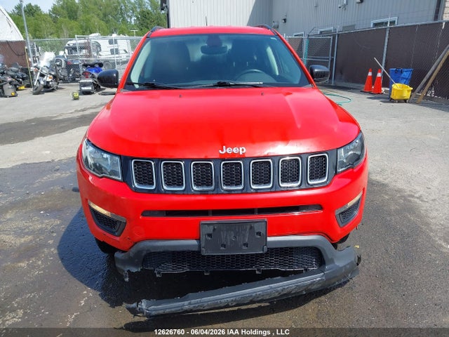 12626760 :رقم المزاد ، 3C4NJDAB8JT422838 vin ، 2018 Jeep Compass Sport مزاد بيع