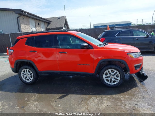 12626760 :رقم المزاد ، 3C4NJDAB8JT422838 vin ، 2018 Jeep Compass Sport مزاد بيع