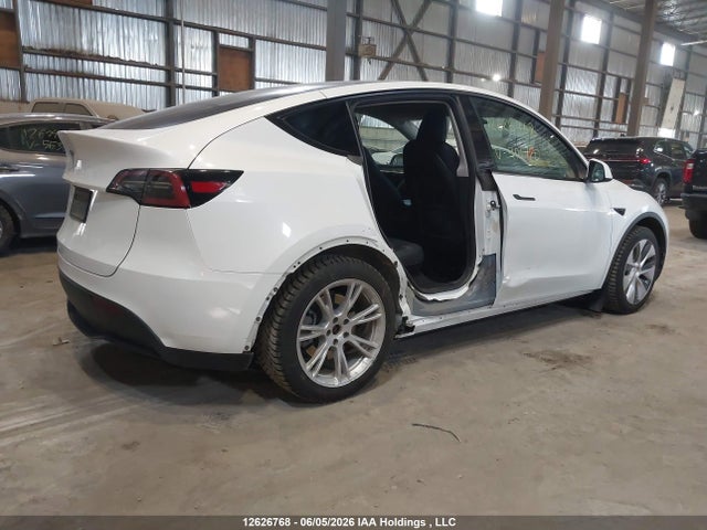 Tesla Model Y Rwd 2023 LRWYGDFD4PC901720 Image 4