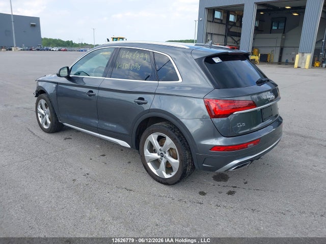 Audi Q5 Progressiv 2021 WA1EAAFYXM2101038 Image 3