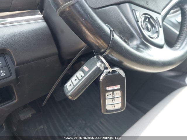 2015 Honda Cr-v Touring მანქანა იყიდება აუქციონზე, vin: 5J6RM4H99FL805650, აუქციონის ნომერი: 12626791