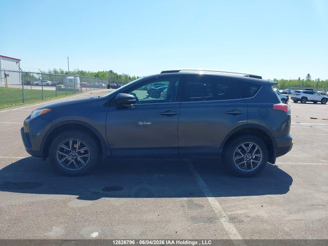 Продаж на аукціоні авто 2017 Toyota Rav4 Le, vin: 2T3BFREVXHW688791, номер лоту: 12626796