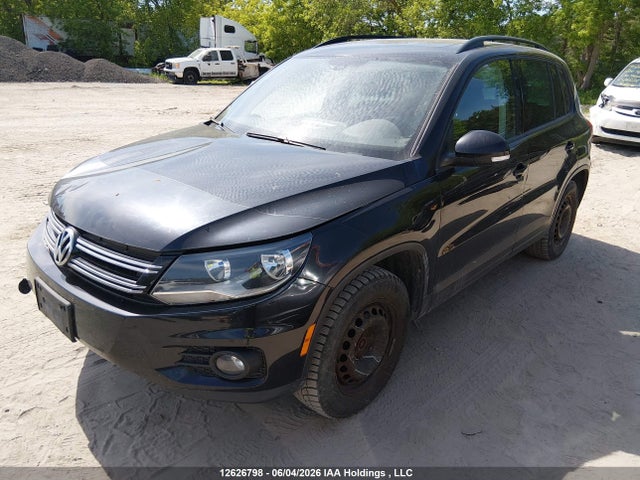 12626798 :رقم المزاد ، WVGJV7AXXFW579557 vin ، 2015 Volkswagen Tiguan Comfortline/highline/special Edition/trendline مزاد بيع