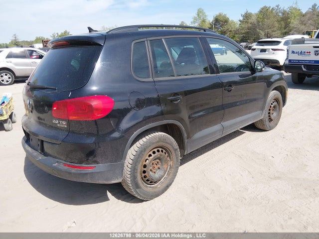 12626798 :رقم المزاد ، WVGJV7AXXFW579557 vin ، 2015 Volkswagen Tiguan Comfortline/highline/special Edition/trendline مزاد بيع