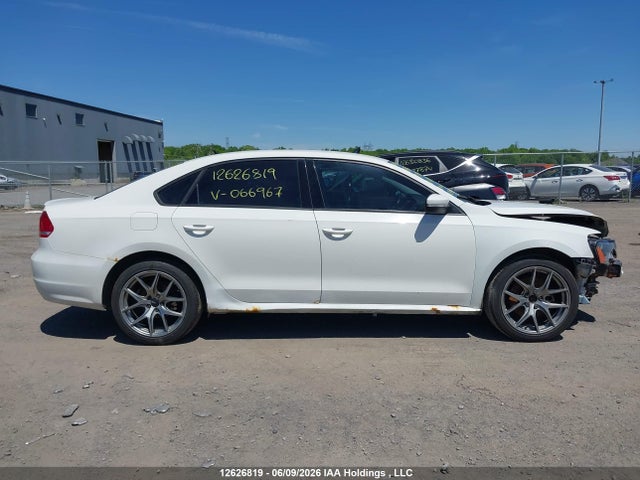 2013 Volkswagen Passat S მანქანა იყიდება აუქციონზე, vin: 1VWAH7A30DC066967, აუქციონის ნომერი: 12626819