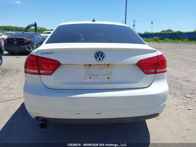 2013 Volkswagen Passat S მანქანა იყიდება აუქციონზე, vin: 1VWAH7A30DC066967, აუქციონის ნომერი: 12626819
