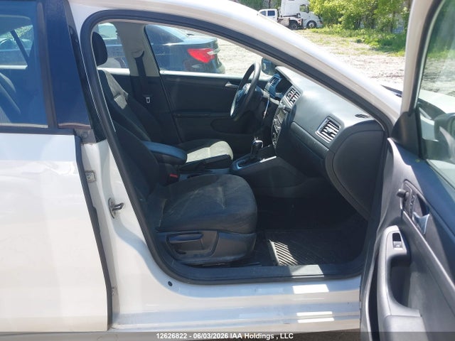 12626822 :رقم المزاد ، 3VW2K7AJXDM306979 vin ، 2013 Volkswagen Jetta مزاد بيع