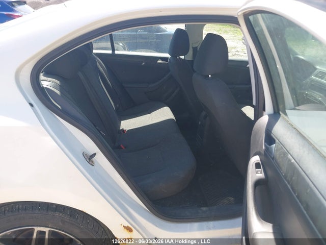 12626822 :رقم المزاد ، 3VW2K7AJXDM306979 vin ، 2013 Volkswagen Jetta مزاد بيع