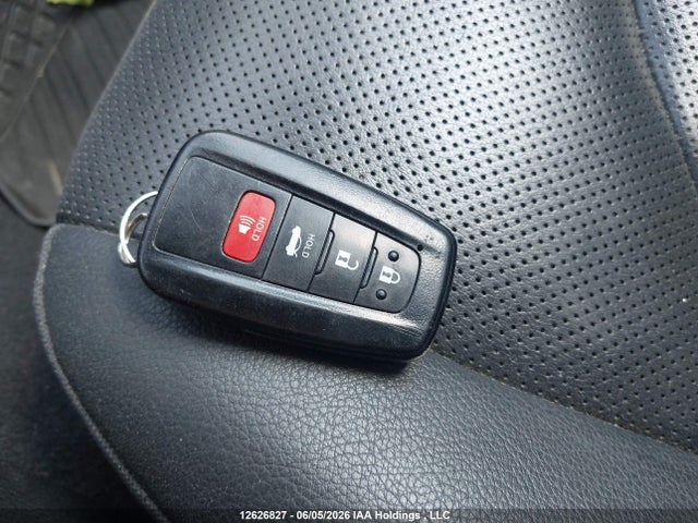 12626827 :رقم المزاد ، 4T1B21HK8LU522950 vin ، 2020 Toyota Camry Xle/se مزاد بيع