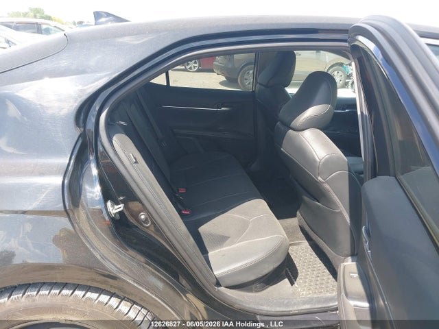 12626827 :رقم المزاد ، 4T1B21HK8LU522950 vin ، 2020 Toyota Camry Xle/se مزاد بيع