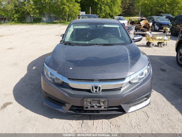 Honda Civic Lx 2018 2HGFC2F57JH003329 Image 12