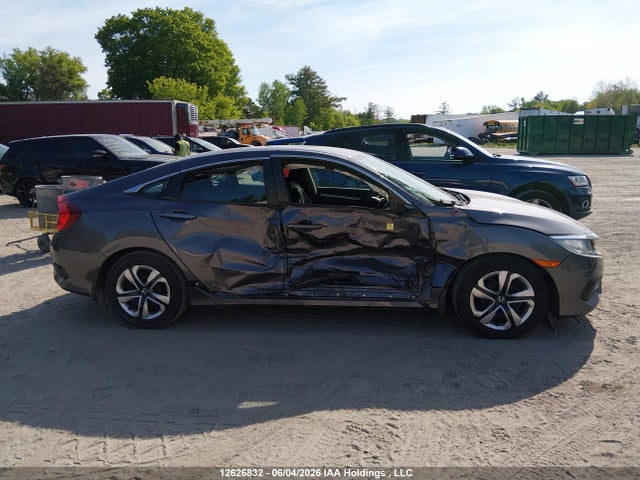 Honda Civic Lx 2018 2HGFC2F57JH003329 Image 13