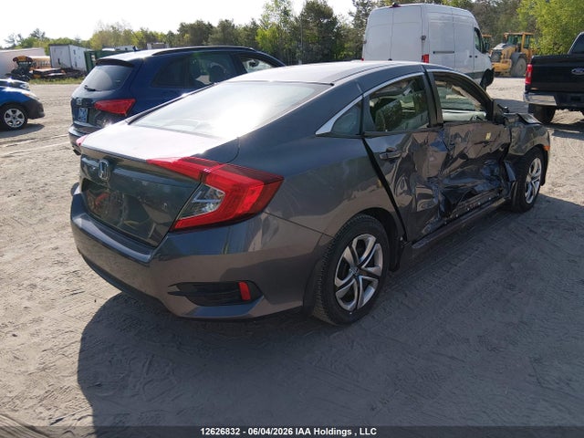 Honda Civic Lx 2018 2HGFC2F57JH003329 Image 4