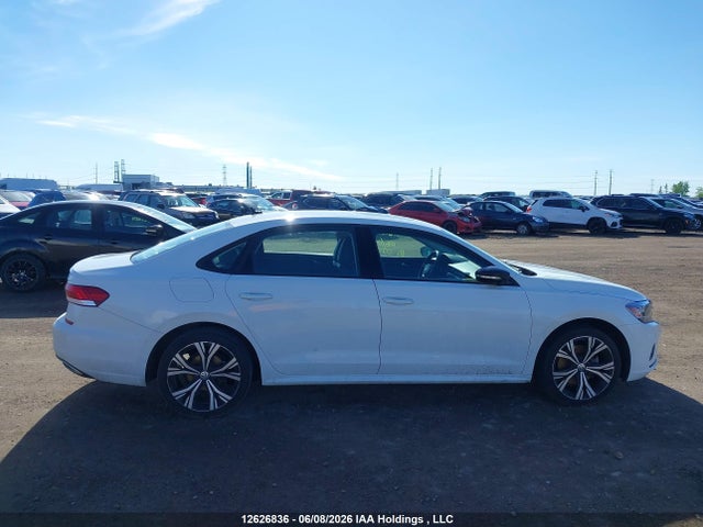 1VWBA7A37NC008929 Volkswagen Passat 2.0t Limited Edition