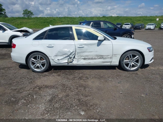 2013 Audi A4 Premium Plus მანქანა იყიდება აუქციონზე, vin: WAUFFCFL4DN039451, აუქციონის ნომერი: 12626864
