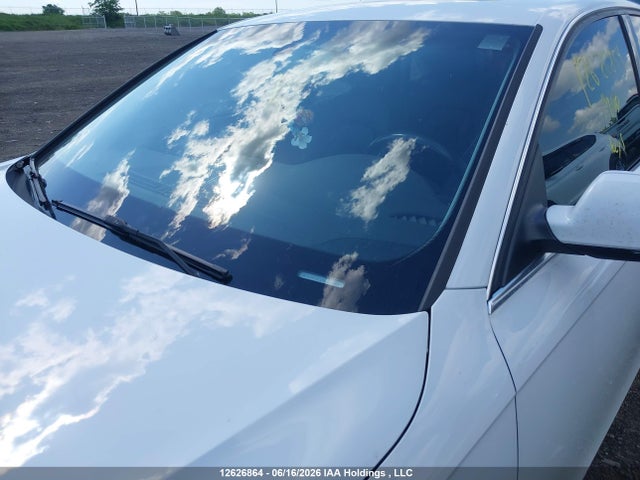 2013 Audi A4 Premium Plus მანქანა იყიდება აუქციონზე, vin: WAUFFCFL4DN039451, აუქციონის ნომერი: 12626864