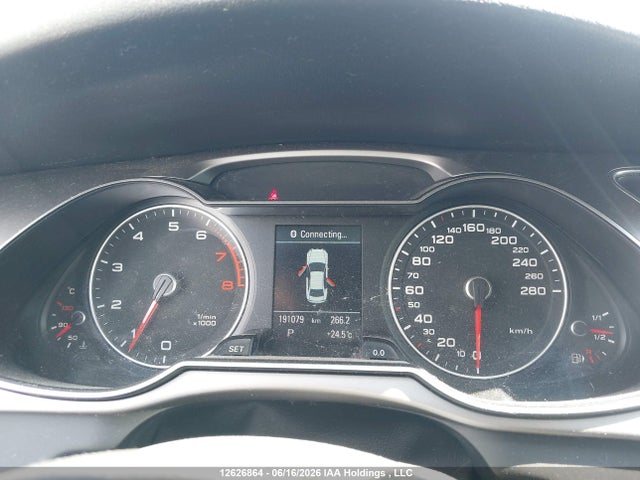 2013 Audi A4 Premium Plus მანქანა იყიდება აუქციონზე, vin: WAUFFCFL4DN039451, აუქციონის ნომერი: 12626864