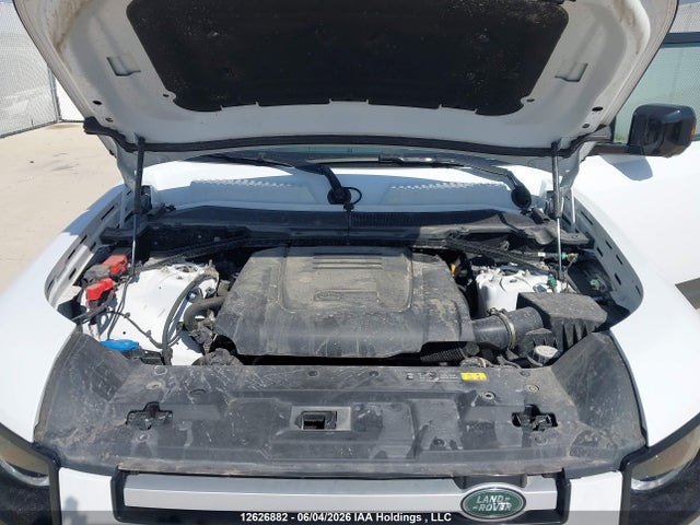 SALEJ7EX8S2463683 Land Rover Defender 110 S
