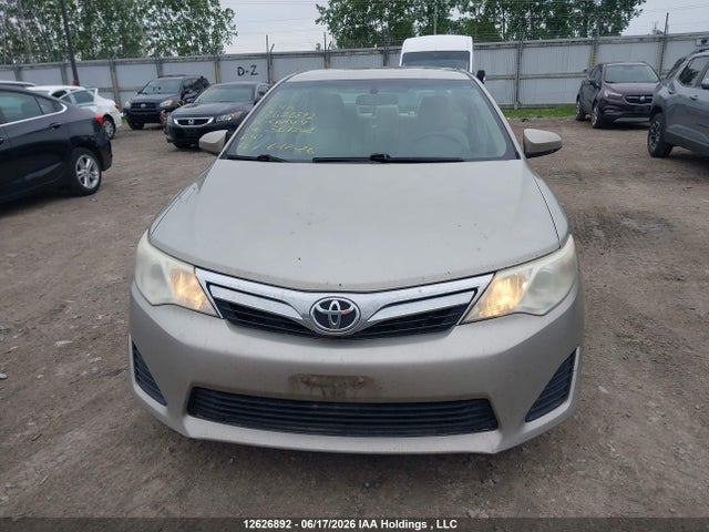4T1BF1FK1EU367202 Toyota CAMRY SE