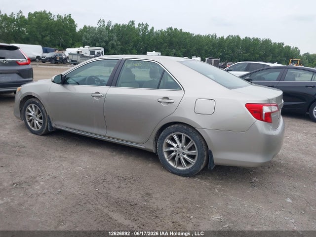 4T1BF1FK1EU367202 Toyota CAMRY SE