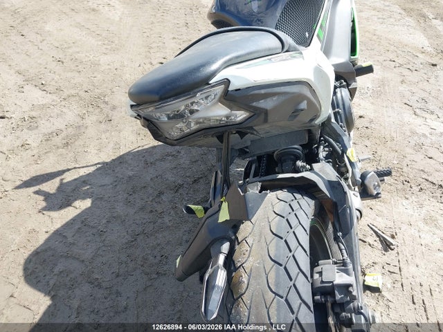 Kawasaki Ex650 M 2022 ML5EXEM10NDA65090 Image 19